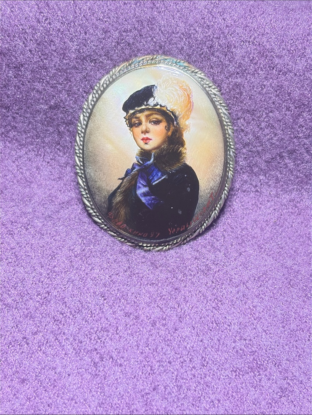 Hand-Painted Cameo Brooch in Purple and Black